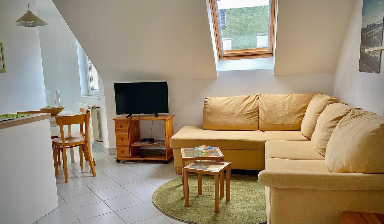 Nefelejcs Apartmanhaz Денешдиаш Экстерьер фото