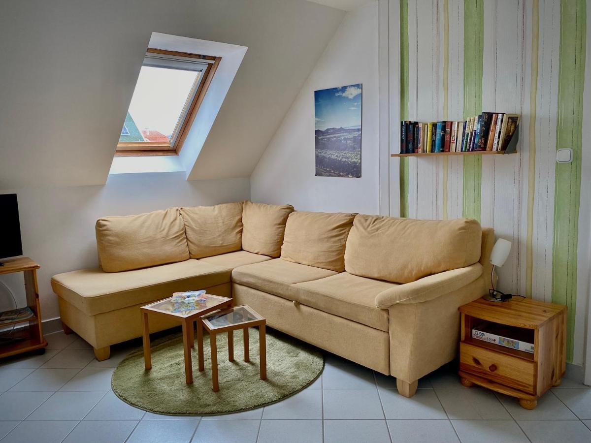 Nefelejcs Apartmanhaz Денешдиаш Экстерьер фото