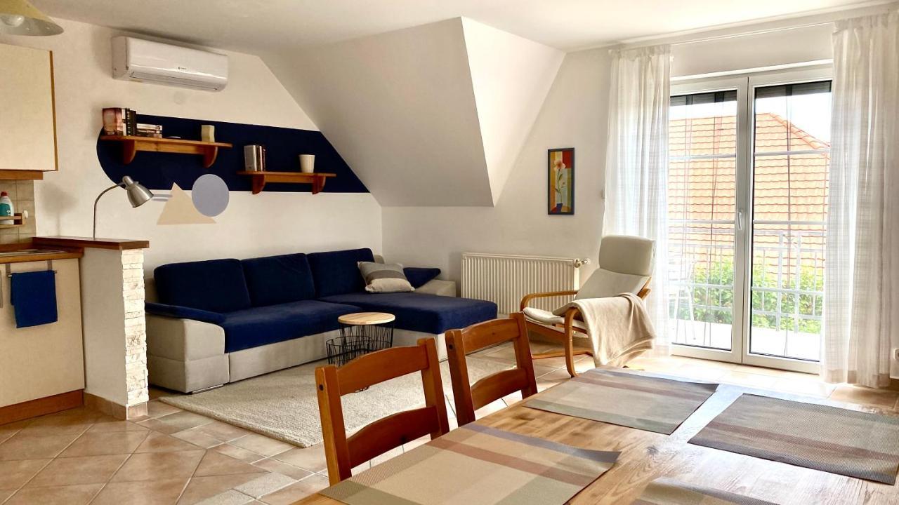 Nefelejcs Apartmanhaz Денешдиаш Экстерьер фото